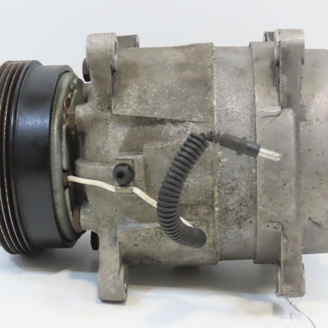 Compresseur air conditionne occasion RENAULT SCENIC I Phase 1 09-1996->08-1999 1.6i 90ch 7700273320 2