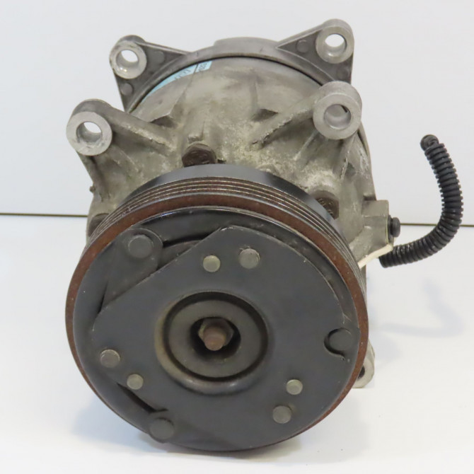 Compresseur air conditionne occasion RENAULT SCENIC I Phase 1 09-1996->08-1999 1.6i 90ch 7700273320 4