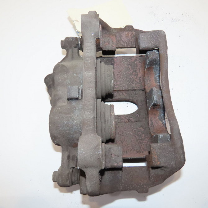 Etrier de frein avant droit occasion RENAULT TRAFIC II Phase 2 08-2006->... 2.0 DCI 16v 115ch 2