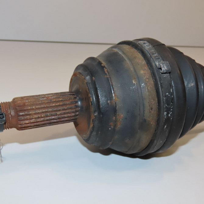 Transmission avant gauche occasion VOLKSWAGEN JETTA II Phase 1 04-1984->01-1992 2