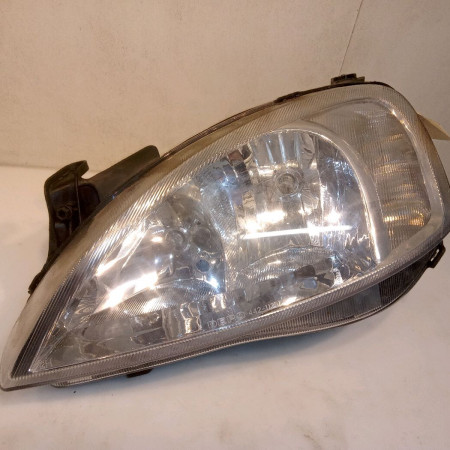 Phare gauche occasion OPEL CORSA III Phase 2 08-2003->09-2006 1.3 CDTI 93188581