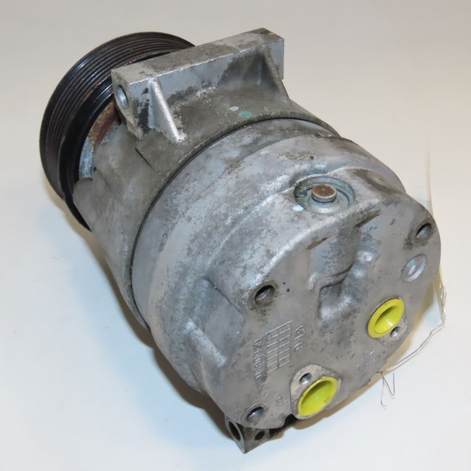 Compresseur air conditionne occasion RENAULT MASTER II Phase 3 06-2006->04-2010 2.5 DCI 100ch 8201250900 3