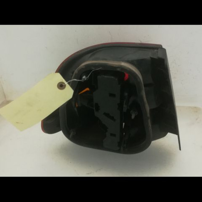 Feu arrière droit occasion VOLKSWAGEN POLO IV Phase 1 01-2002->05-2005 2