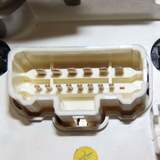 Commande de chauffage occasion RENAULT CLIO III Phase 2 03-2009->12-2014 1.5 DCI 70ch 7701070473 3