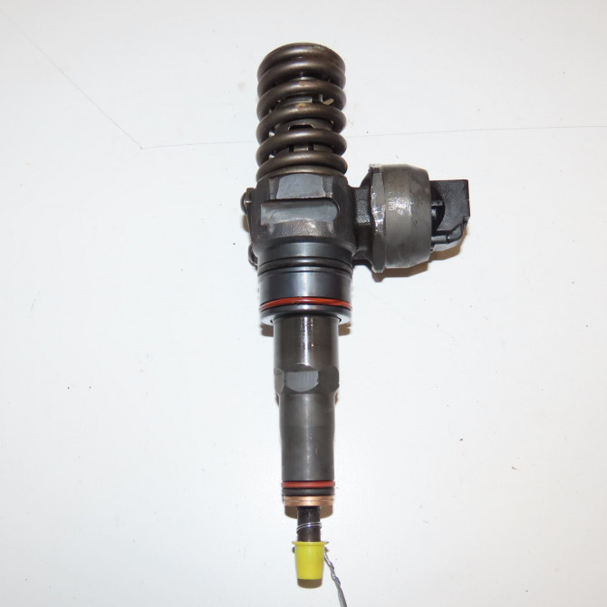 Injecteur occasion AUDI A4 II Phase 1 01-2001->11-2004 1.9 TDi 130ch 38130073BA 1