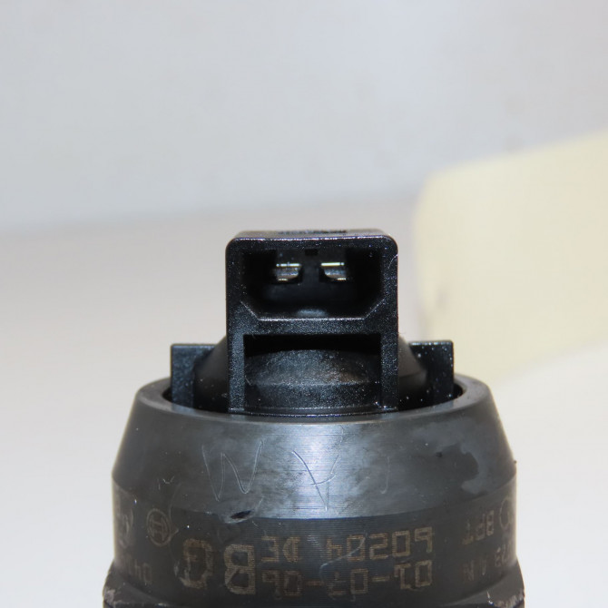 Injecteur occasion AUDI A4 II Phase 1 01-2001->11-2004 1.9 TDi 130ch 38130073BA 3