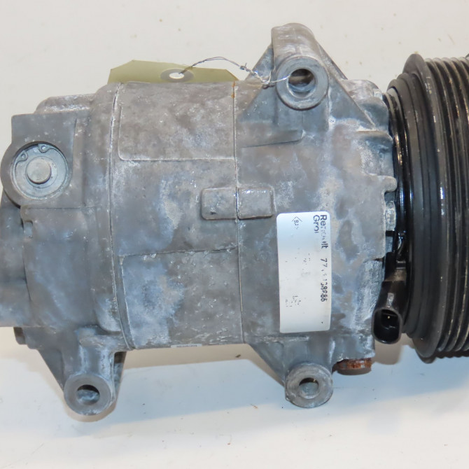 Compresseur air conditionne occasion RENAULT SCENIC II Phase 1 03-2004->09-2006 1.6i 16v 8200940837 3