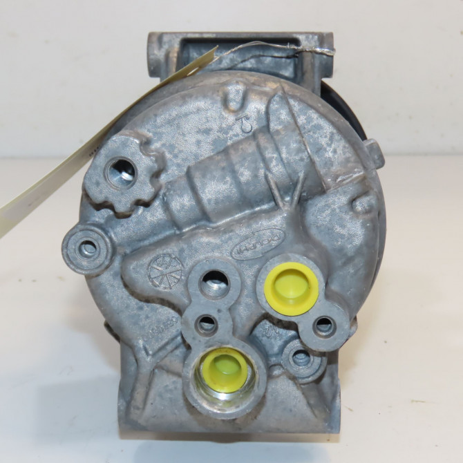 Compresseur air conditionne occasion RENAULT SCENIC II Phase 1 03-2004->09-2006 1.6i 16v 8200940837 4
