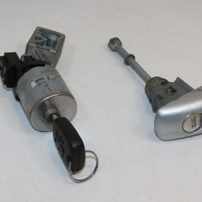 Kit serrures + antivol occasion PEUGEOT 308 I Phase 1 09-2007->03-2011 1.6 HDI 16v 90ch 4162SR 1