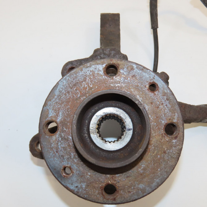 Moyeu avg occasion RENAULT SCENIC I Phase 1 09-1996->08-1999 8200208332 1