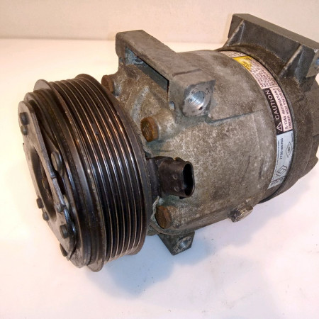 Compresseur air conditionne occasion RENAULT MEGANE SCENIC I Phase 2 08-1999->06-2003 926005849R