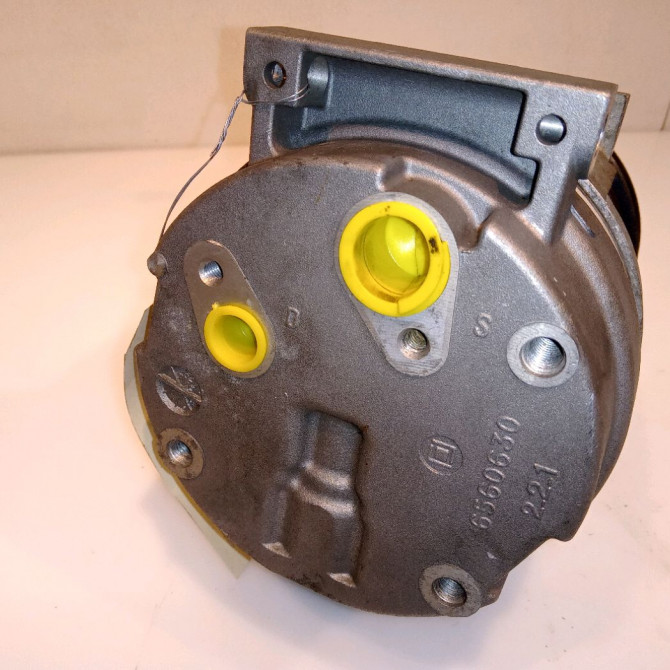 Compresseur air conditionne occasion RENAULT MEGANE SCENIC I Phase 2 08-1999->06-2003 926005849R 3