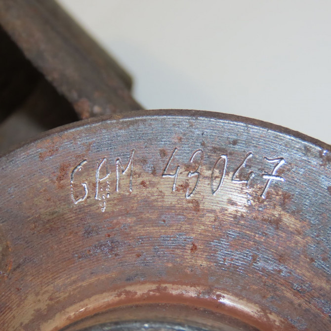 Moyeu avg occasion RENAULT MEGANE II Phase 1 09-2003->12-2005 1.6 16v 7701207677 3