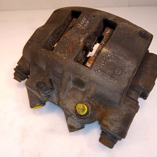 Etrier de frein avant droit occasion RENAULT MASTER II Phase 1 09-1997->11-2003 2.8 DTI 115ch 7701208013 2