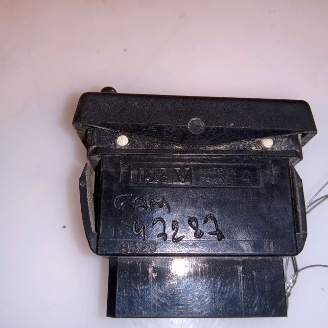 Commande lève-glace porte avant droite occasion RENAULT MASTER II Phase 1 09-1997->11-2003 2.8 DTI 115ch 4