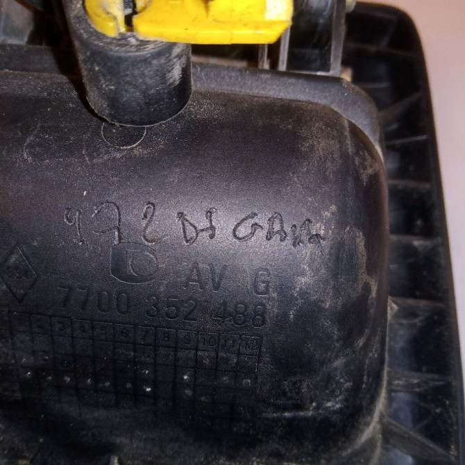 Poignee ext porte avg occasion RENAULT MASTER II Phase 1 09-1997->11-2003 2.8 DTI 115ch 7700352488 3