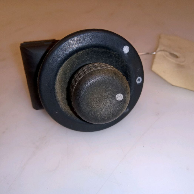 Commande rétroviseurs extérieures électriques occasion RENAULT MASTER II Phase 1 09-1997->11-2003 2.8 DTI 115ch 1