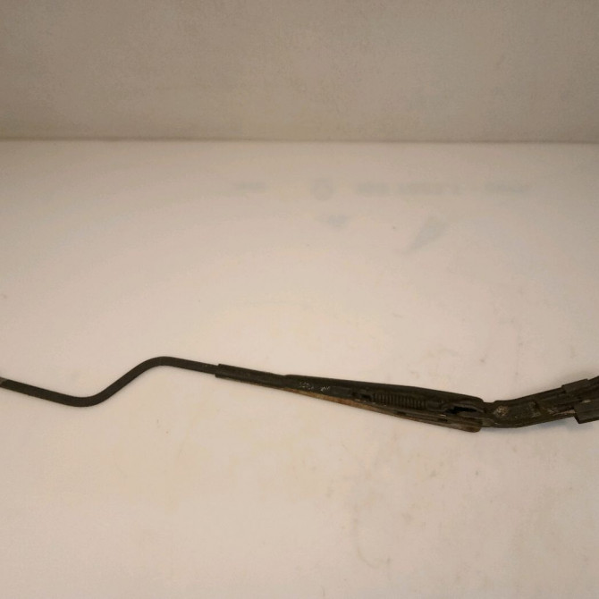 Bras essuie-glace avant droit occasion RENAULT MASTER II Phase 1 09-1997->11-2003 2.8 DTI 115ch 7701055721 2