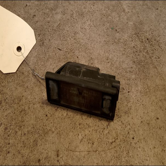 Eclaireur plaque de police g occasion CITROEN C3 PLURIEL I Phase 1 04-2003->09-2008 1.4 HDi 6340G9 1