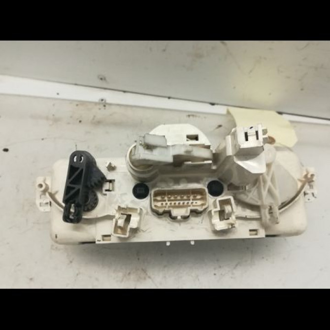 Commande de chauffage occasion RENAULT CLIO III Phase 1 09-2005->03-2009 1.5 DCI 70ch 7701070473 2