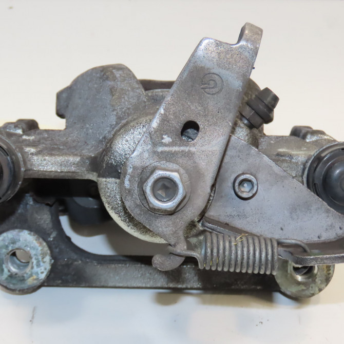 Etrier de frein arrière gauche occasion  440113887R 3