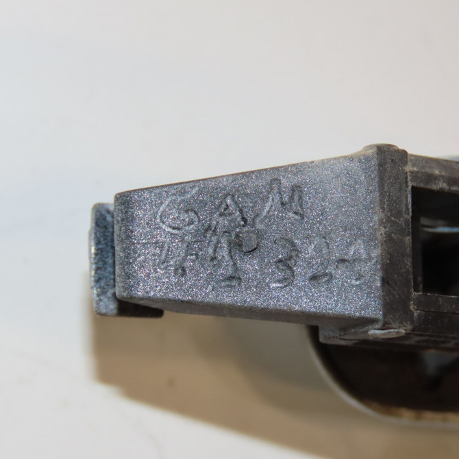 Poignee ext porte avd occasion VOLKSWAGEN POLO IV Phase 2 05-2005->09-2009 1.2i 65ch 3B0837207F3FZ 3