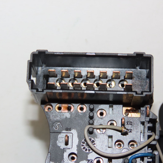 Commande clignotant occasion RENAULT TWINGO II Phase 1 06-2007->11-2011 1.2i 60ch 3