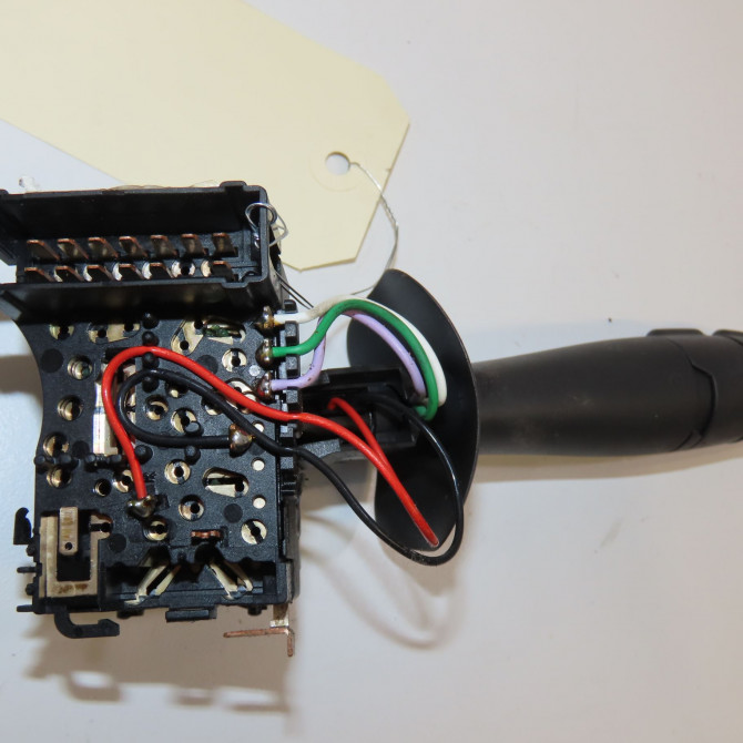 Commande clignotant occasion RENAULT TWINGO II Phase 1 06-2007->11-2011 1.2i 16v 75ch 7701072110 2