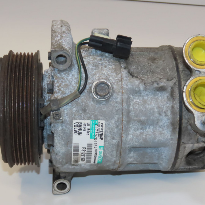 Compresseur air conditionne occasion VOLVO C30 Phase 1 04-1995->04-1999 1.6 D 115ch 36000962 2