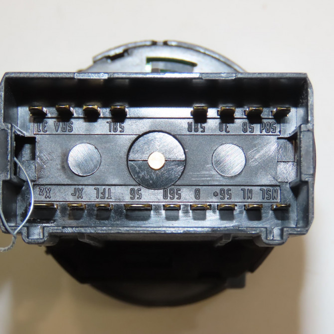 Interrupteur commande de phares occasion SKODA FABIA II Phase 2 03-2010->12-2014 1.6 TDI 90ch 2