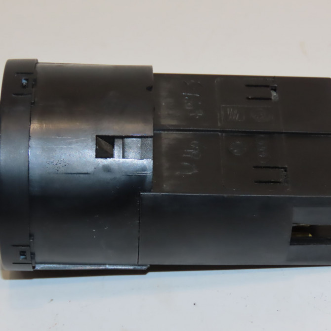 Interrupteur commande de phares occasion SKODA FABIA II Phase 2 03-2010->12-2014 1.6 TDI 90ch 3