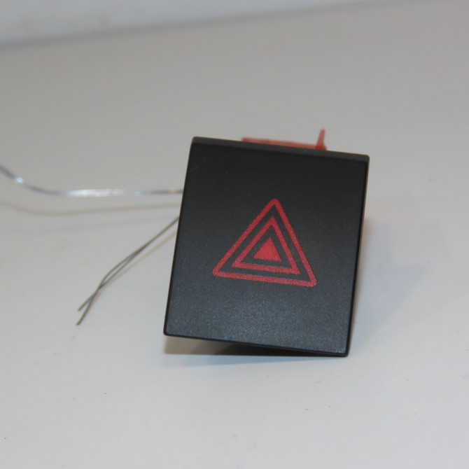 Bouton de warning occasion SKODA FABIA II Phase 2 03-2010->12-2014 1.6 TDI 90ch 5J0953235ERBE 1