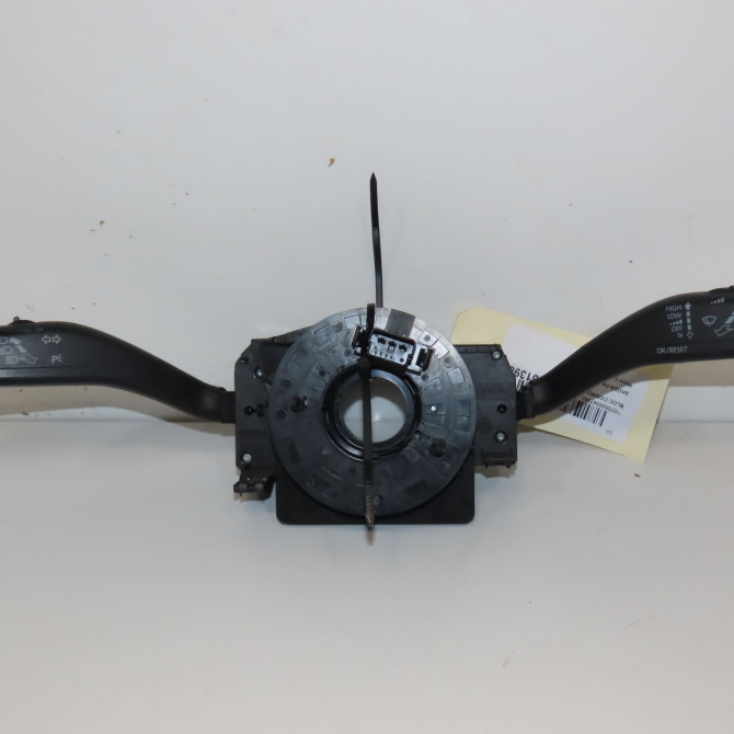 Bloc commodos occasion SKODA FABIA II Phase 2 03-2010->12-2014 1.6 TDI 90ch 6Q0953513AN9B9 1