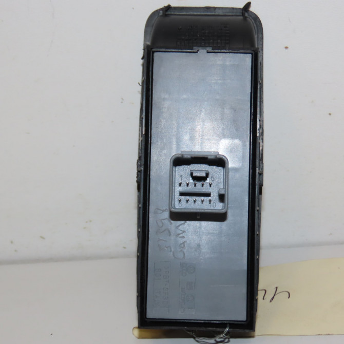 Commande lève-glace porte avant gauche occasion SKODA FABIA II Phase 2 03-2010->12-2014 1.6 TDI 90ch 2