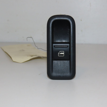 Commande leve-glace porte arrière gauche occasion SKODA FABIA II Phase 2 03-2010->12-2014 1.6 TDI 90ch