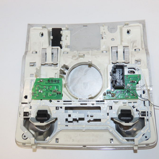 Plafonnier occasion VOLKSWAGEN GOLF PLUS Phase 1 04-1995->04-1999 1.6 TDI 105ch 3C0947291FY20 2