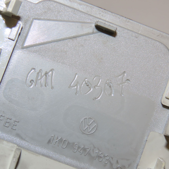 Plafonnier occasion VOLKSWAGEN GOLF PLUS Phase 1 04-1995->04-1999 1.6 TDI 105ch 3C0947291FY20 4
