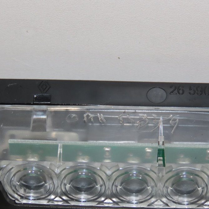 Feux stop supplementaire occasion RENAULT LAGUNA III Phase 2 11-2010->03-2013 1.5 DCI 8v 110ch 265900001R 3