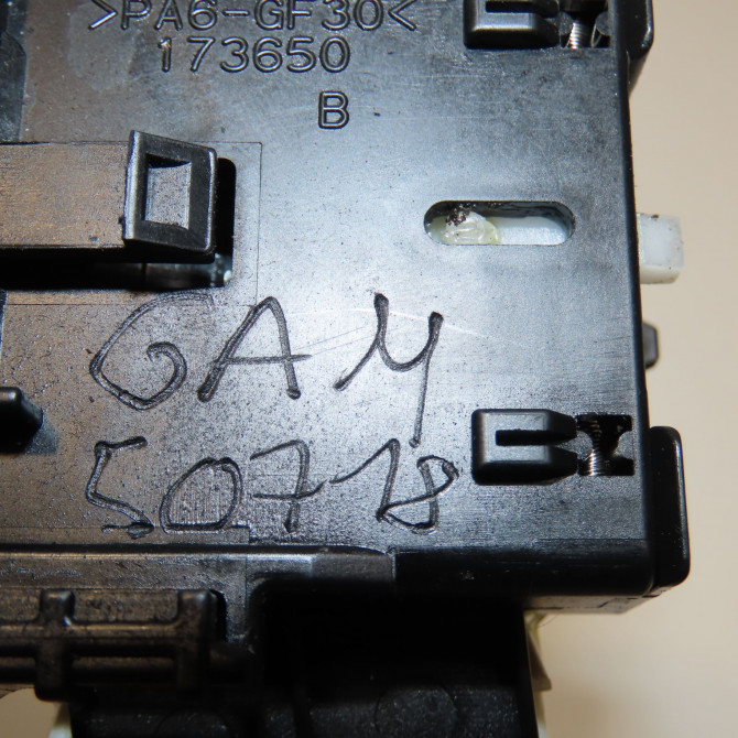 Commande clignotant occasion TOYOTA COROLLA VERSO II phase 2 06-2007->05-2009 2.2D 136ch 6