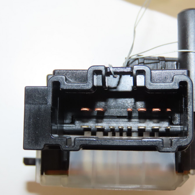 Commande essuie glace occasion TOYOTA COROLLA VERSO II phase 2 06-2007->05-2009 2.2D 136ch 8465205150 4