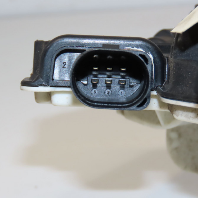 Serrure porte ard occasion SKODA FABIA II Phase 2 03-2010->12-2014 1.6 TDI 90ch 5N0839016R 4