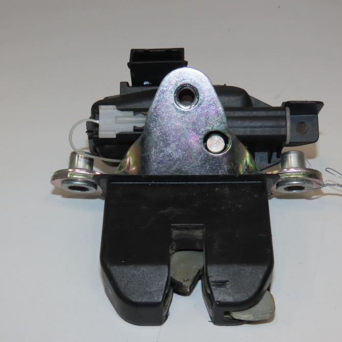 Serrure hayon occasion SKODA FABIA II Phase 2 03-2010->12-2014 1.6 TDI 90ch 5J0827501D 1