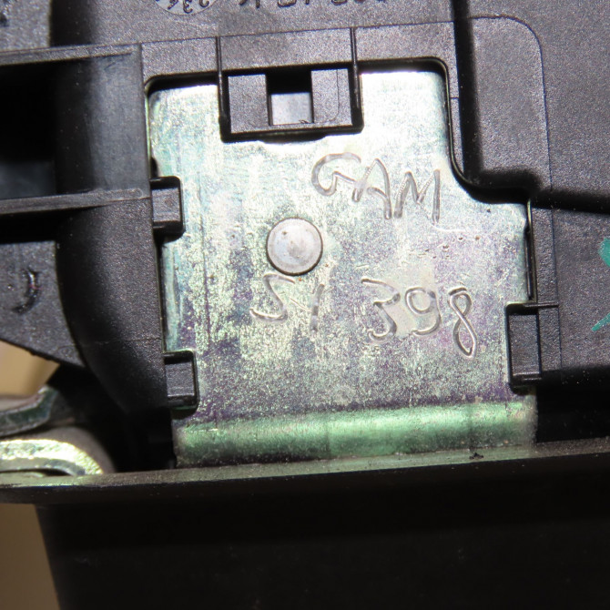 Serrure hayon occasion SKODA FABIA II Phase 2 03-2010->12-2014 1.6 TDI 90ch 5J0827501D 4