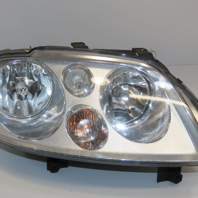 Phare droit occasion VOLKSWAGEN TOURAN I Phase 2 11-2006->09-2010 2.0TDi 16v 140ch 1