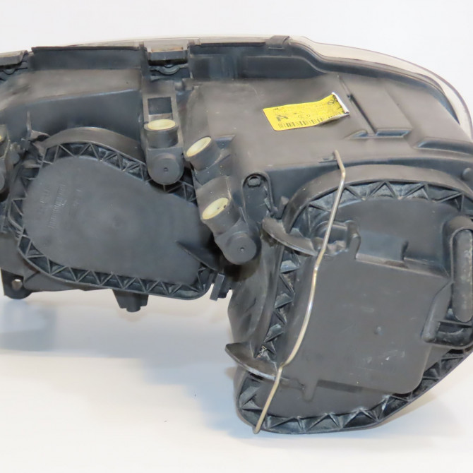 Phare droit occasion VOLKSWAGEN TOURAN I Phase 2 11-2006->09-2010 2.0TDi 16v 140ch 2