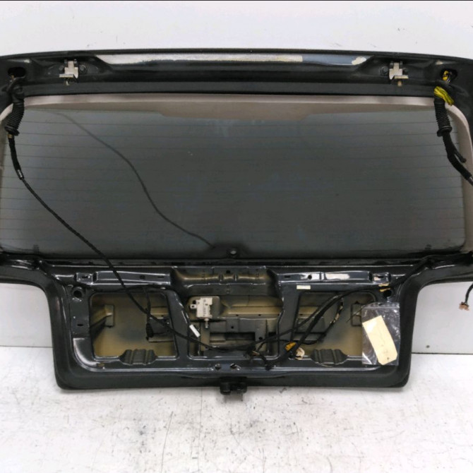 Hayon occasion VOLKSWAGEN GOLF IV GOLF IV Phase 1 1998-01-01->2005-06-30 1.9 TDI 130ch 2