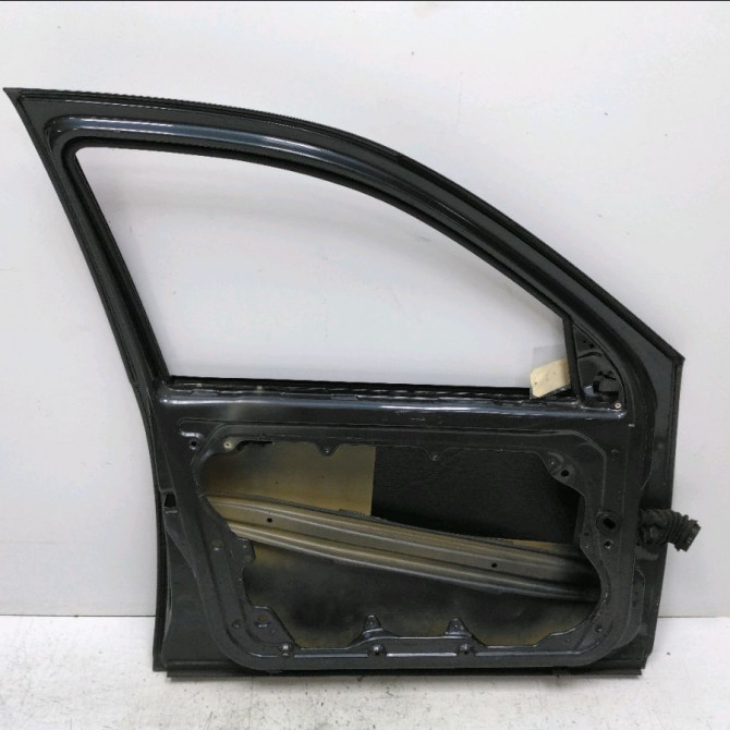 Porte avant gauche occasion VOLKSWAGEN GOLF IV GOLF IV Phase 1 1998-01-01->2005-06-30 1.9 TDI 130ch 1J4831055H 2