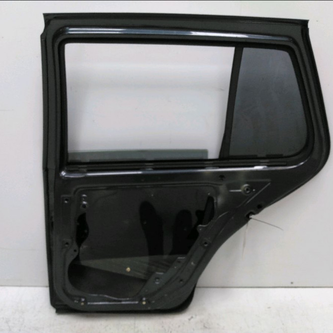 Porte arrière droite occasion VOLKSWAGEN GOLF IV GOLF IV Phase 1 1998-01-01->2005-06-30 1.9 TDI 130ch 1J6833056F 2