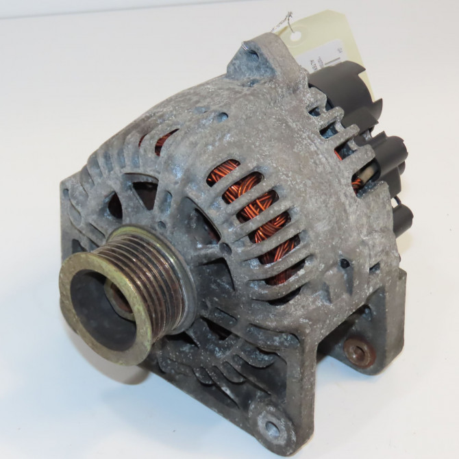 Alternateur occasion RENAULT MEGANE II Phase 2 01-2006->06-2009 2.0i 225ch 8200538408 1