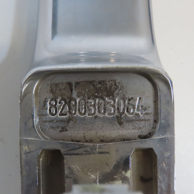 Poignee ext porte avg occasion RENAULT MEGANE II Phase 2 01-2006->06-2009 2.0i 225ch 7701475145 3